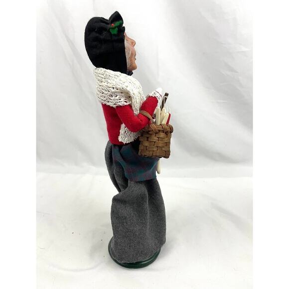 VTG Byers Choice Caroler Figurine 13" Woman Dipped Candles in Basket 1999 - Picture 11 of 14